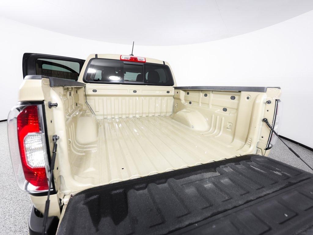 GMC Canyon 4WD Crew Cab 128" Elevation 2022