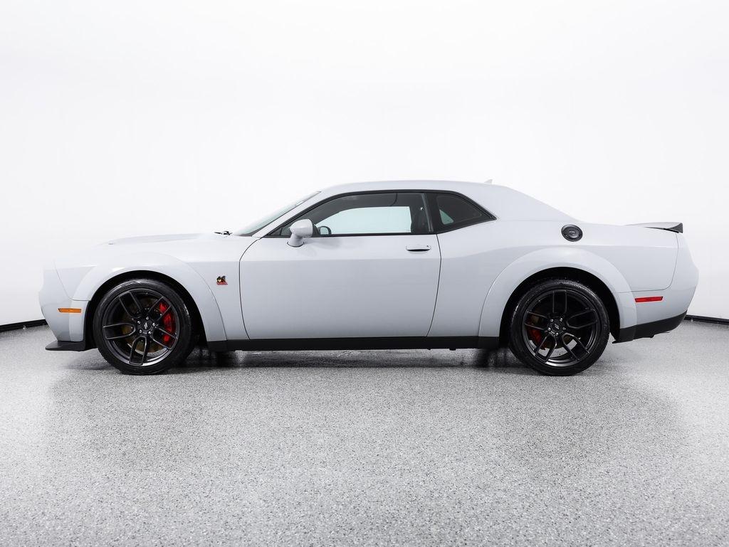 Dodge Challenger R/T Scat Pack Widebody RWD 2022