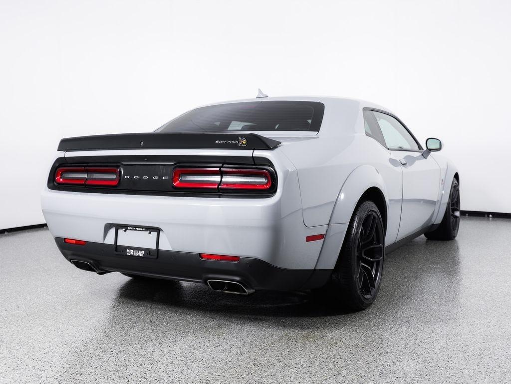 Dodge Challenger R/T Scat Pack Widebody RWD 2022