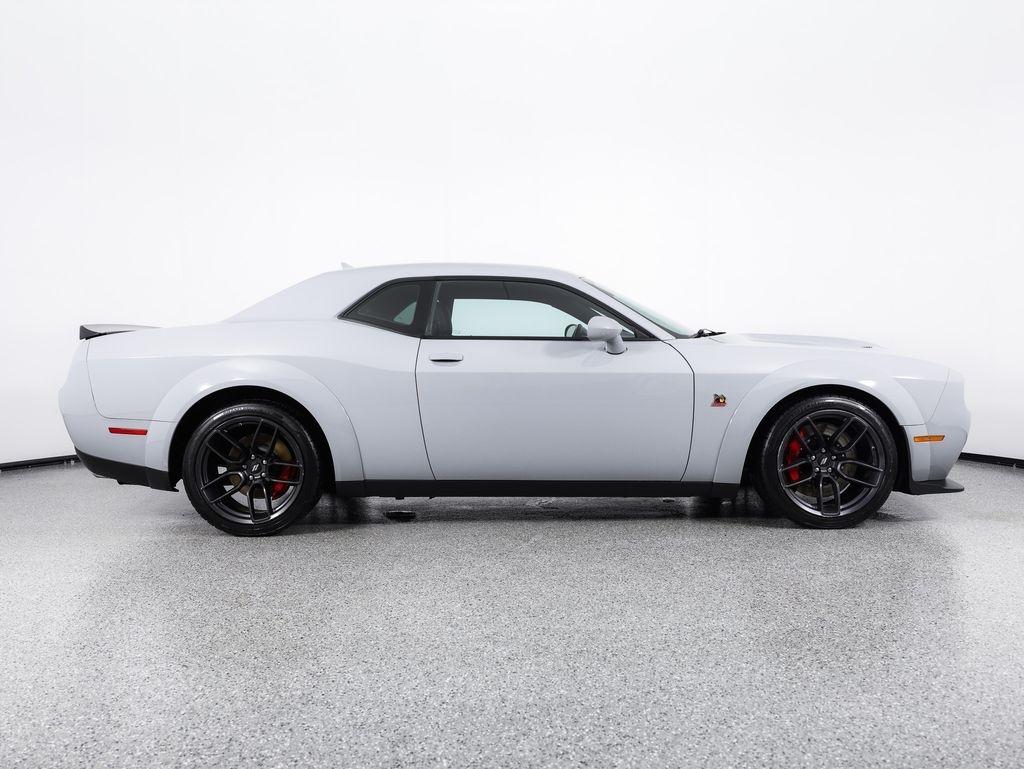 Dodge Challenger R/T Scat Pack Widebody RWD 2022