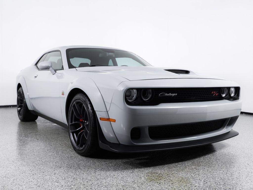 Dodge Challenger R/T Scat Pack Widebody RWD 2022