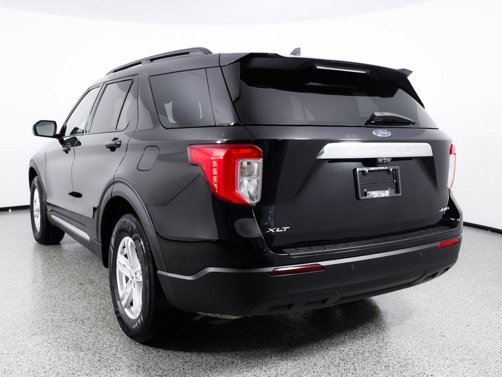 Ford Explorer XLT 4WD 2022