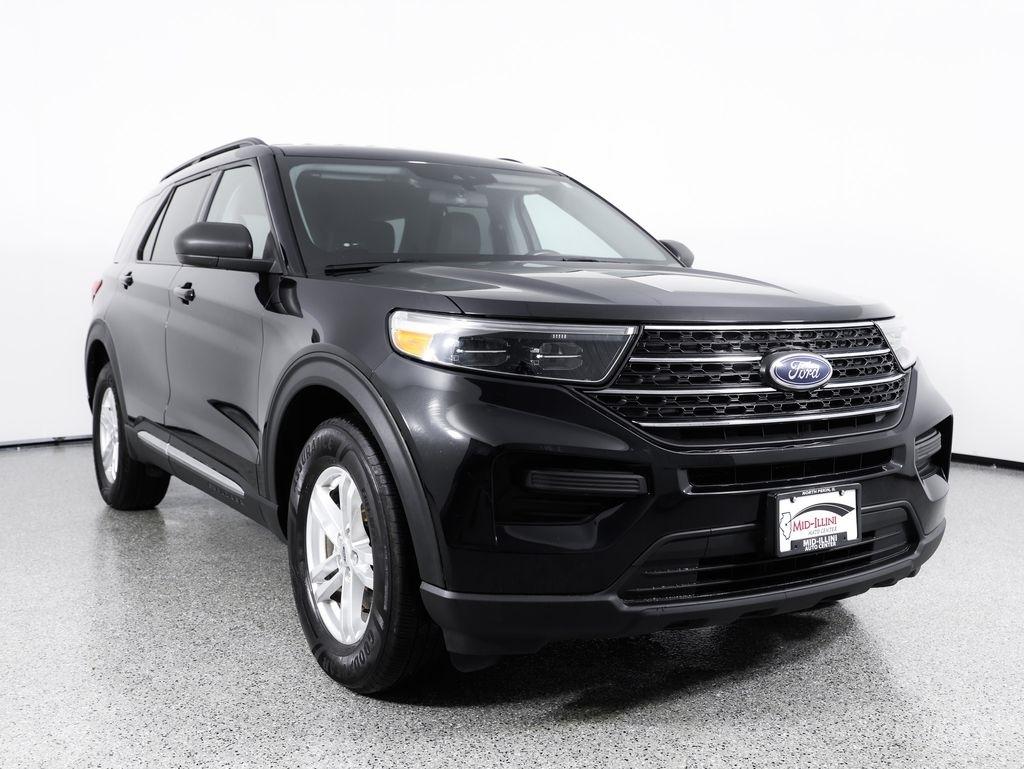 Ford Explorer XLT 4WD 2022