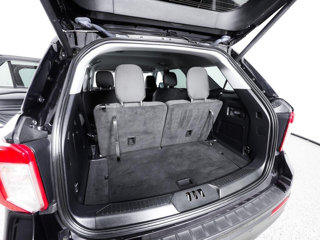 Ford Explorer XLT 4WD 2022