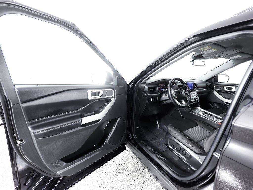 Ford Explorer XLT 4WD 2022