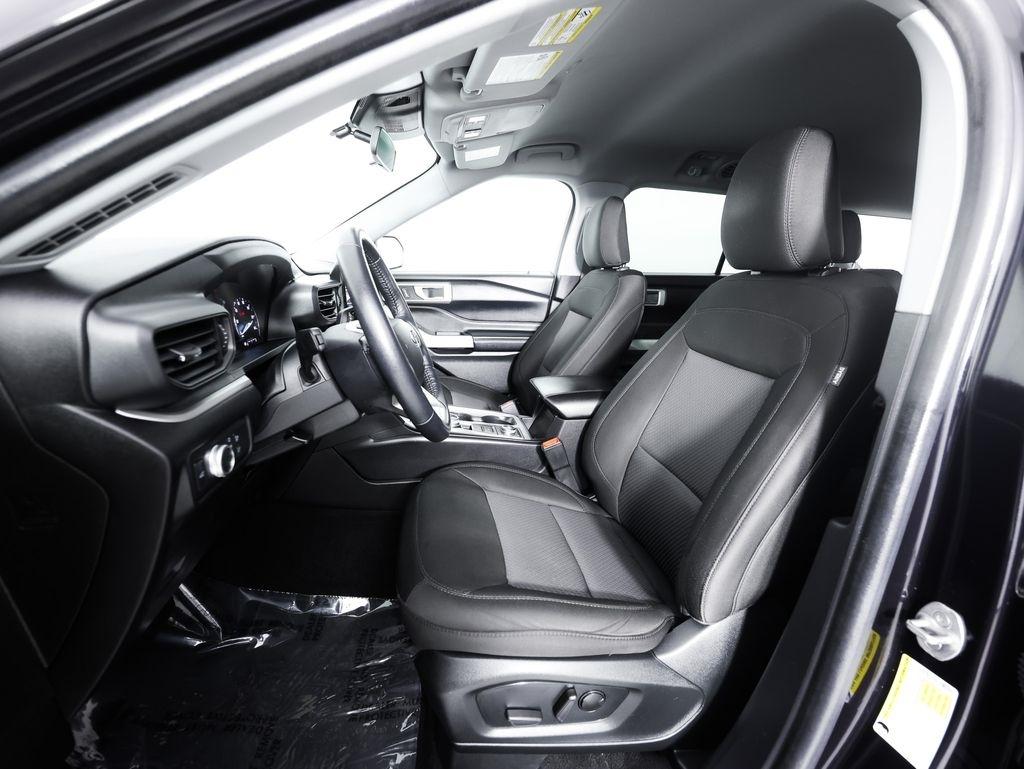 Ford Explorer XLT 4WD 2022