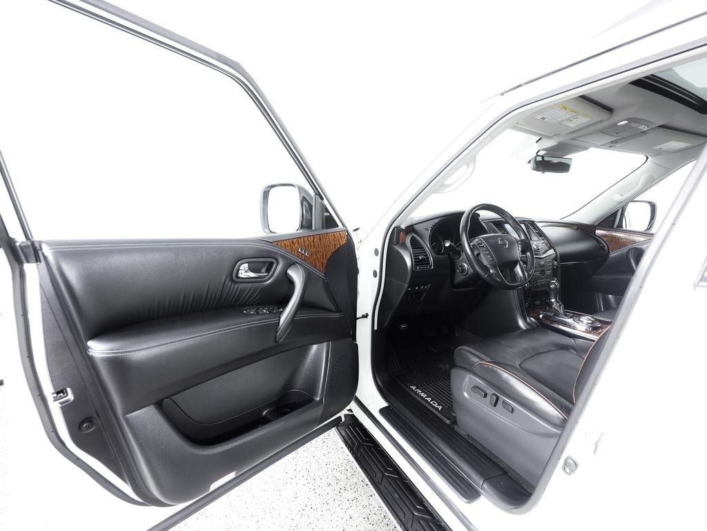Nissan Armada 4x4 Platinum 2019