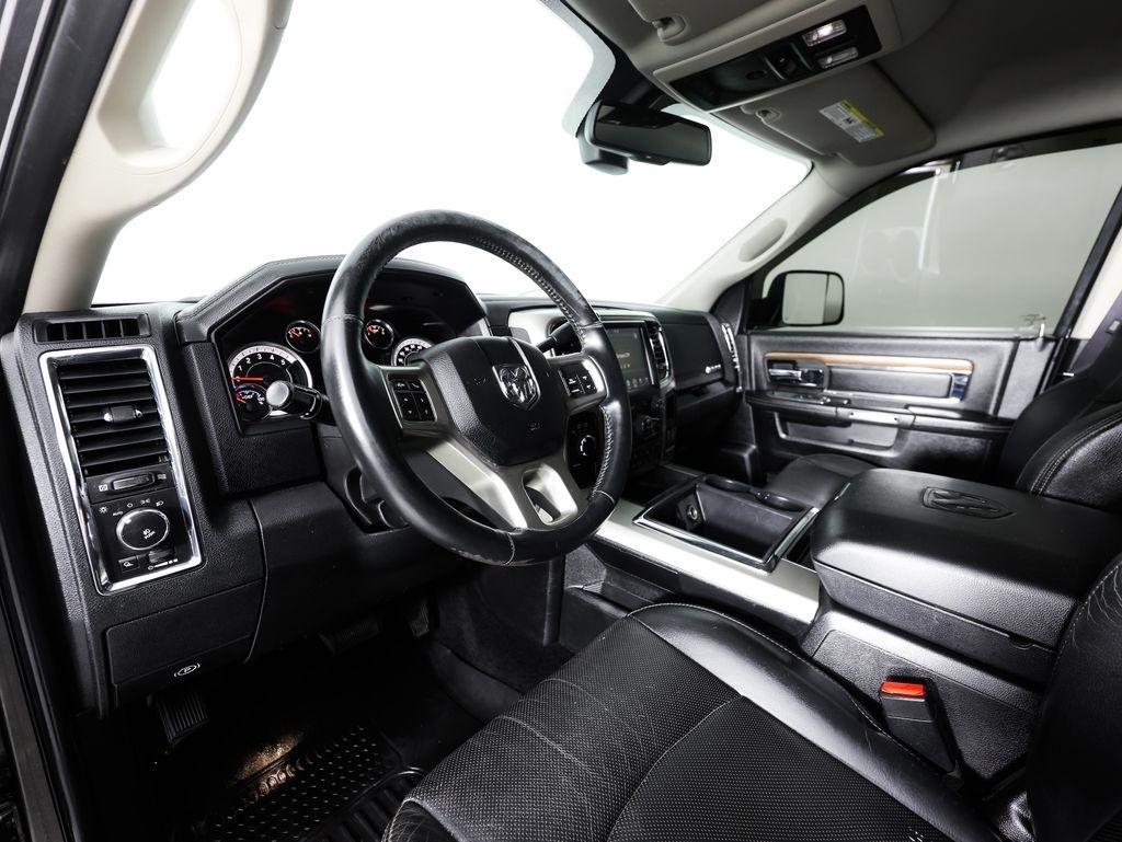RAM 2500 4WD Crew Cab 149" Laramie 2014