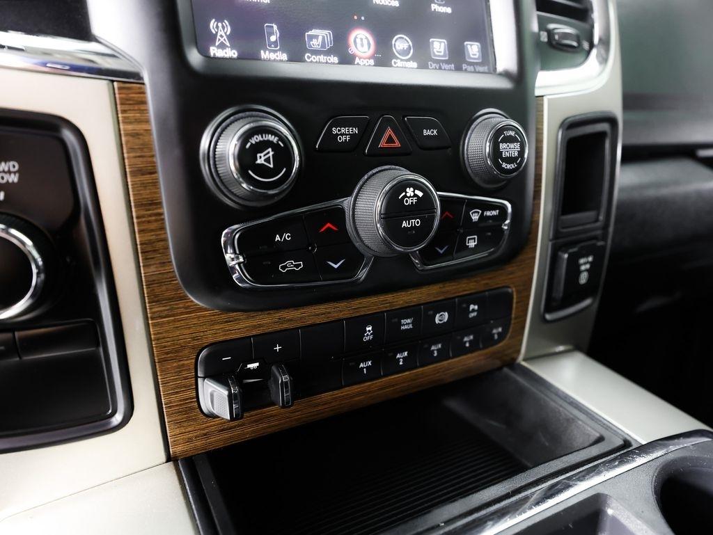 RAM 2500 4WD Crew Cab 149" Laramie 2014