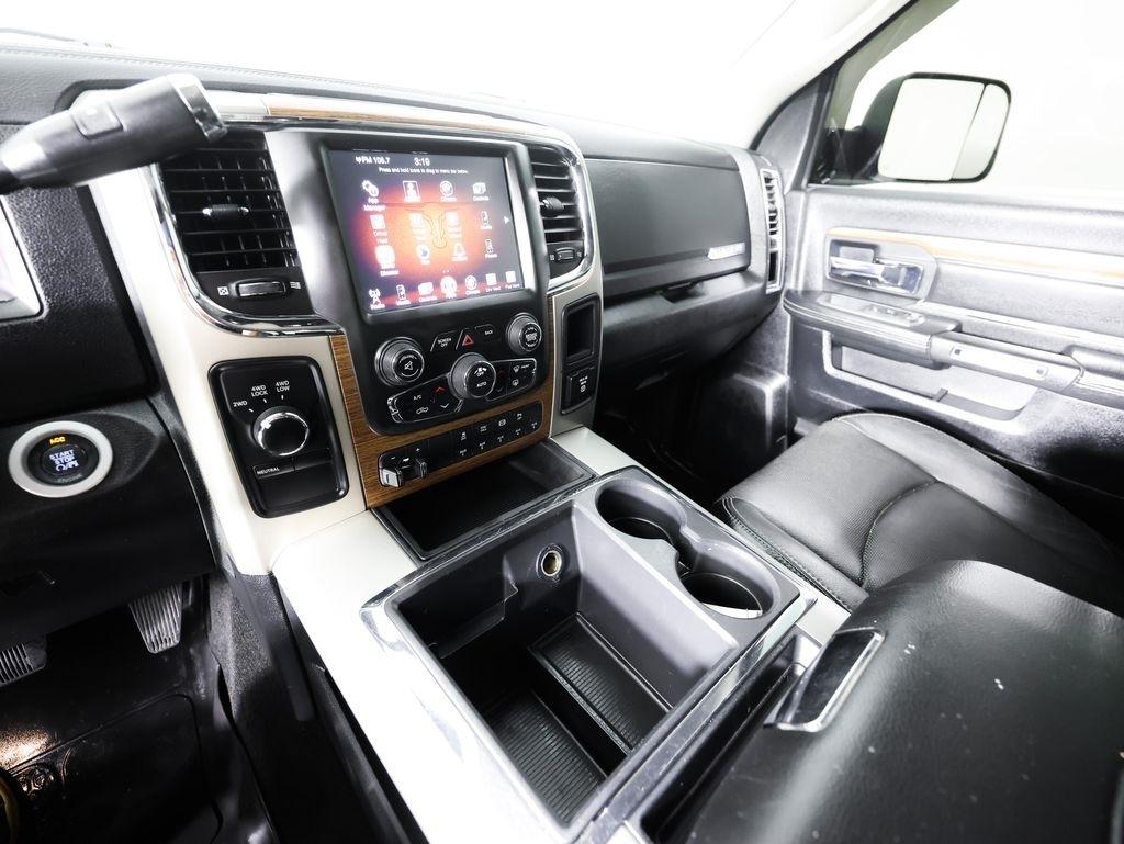 RAM 2500 4WD Crew Cab 149" Laramie 2014