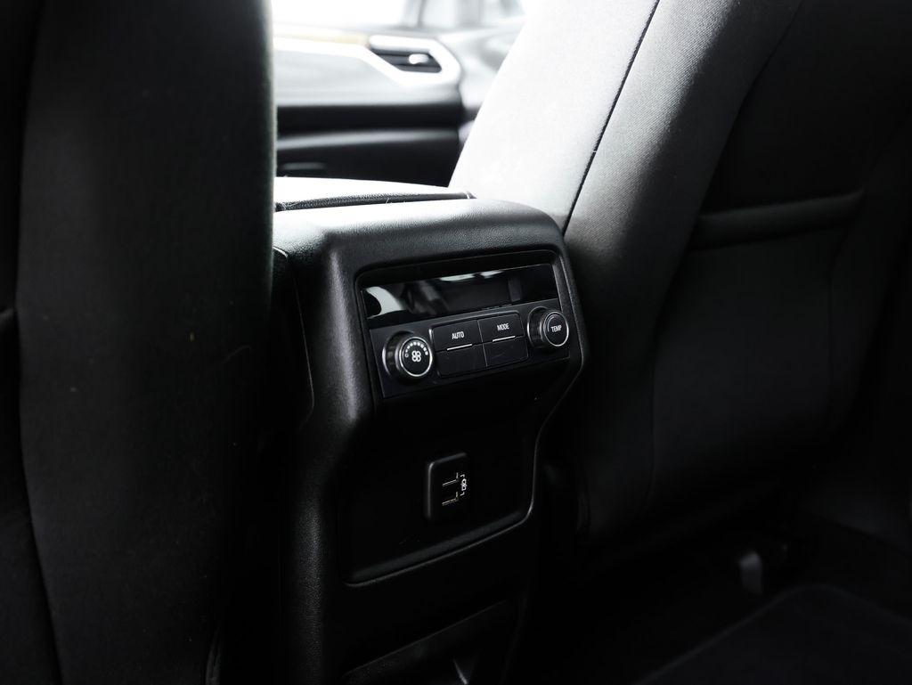GMC Acadia AWD 4dr SLE w/SLE-2 2019