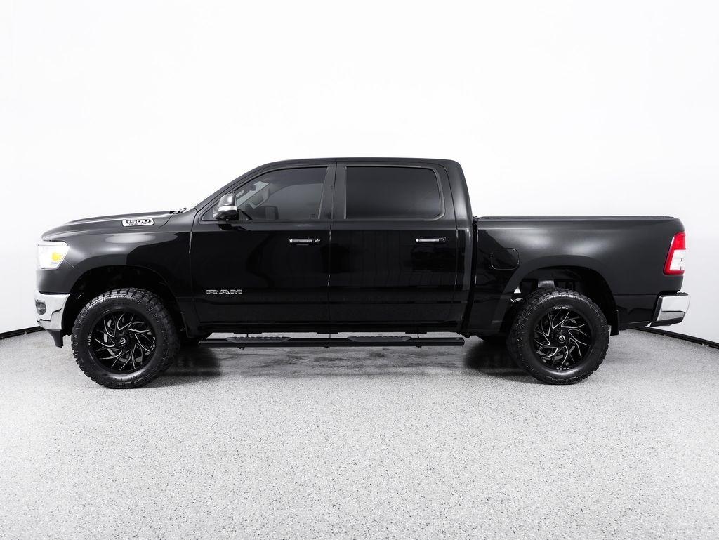 RAM 1500 Big Horn 4x4 Crew Cab 5'7" Box 2020