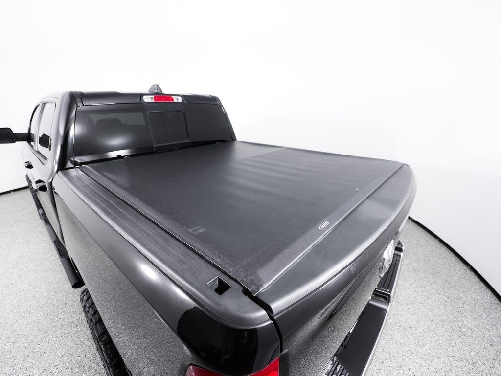 RAM 1500 Big Horn 4x4 Crew Cab 5'7" Box 2020