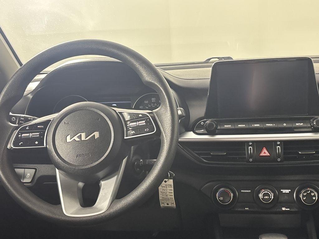 Kia Forte LXS IVT 2023