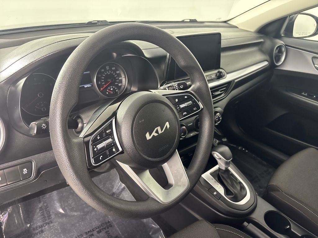 Kia Forte LXS IVT 2023