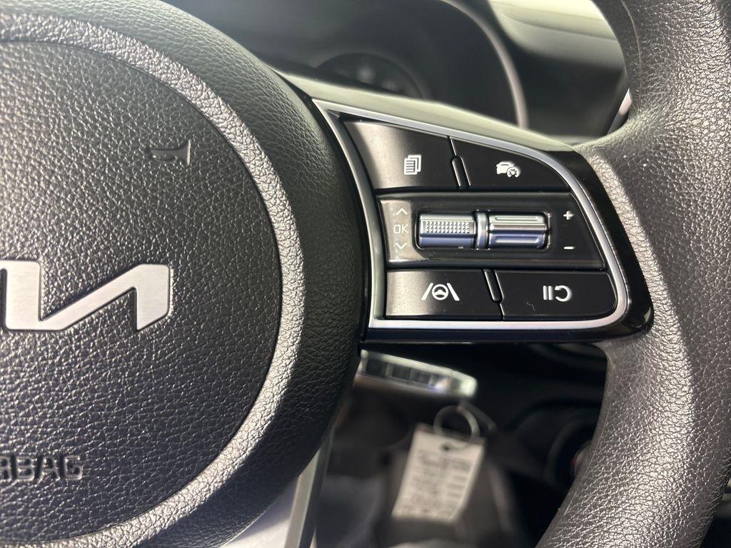 Kia Forte LXS IVT 2023