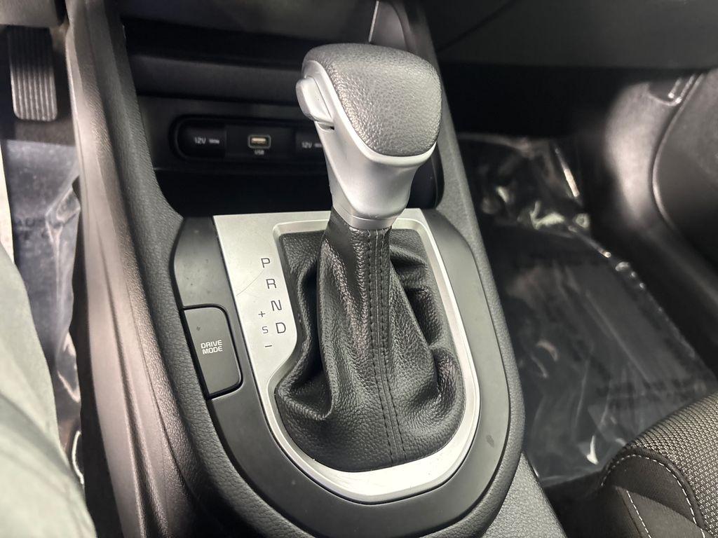 Kia Forte LXS IVT 2023