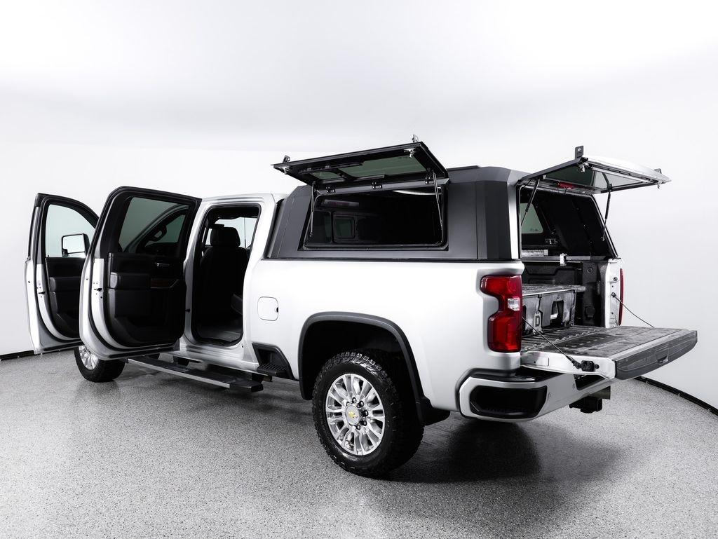 Chevrolet Silverado 3500HD 4WD Crew Cab 159" High Country 2022