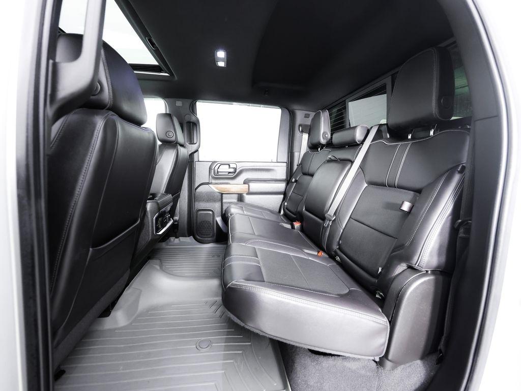 Chevrolet Silverado 3500HD 4WD Crew Cab 159" High Country 2022
