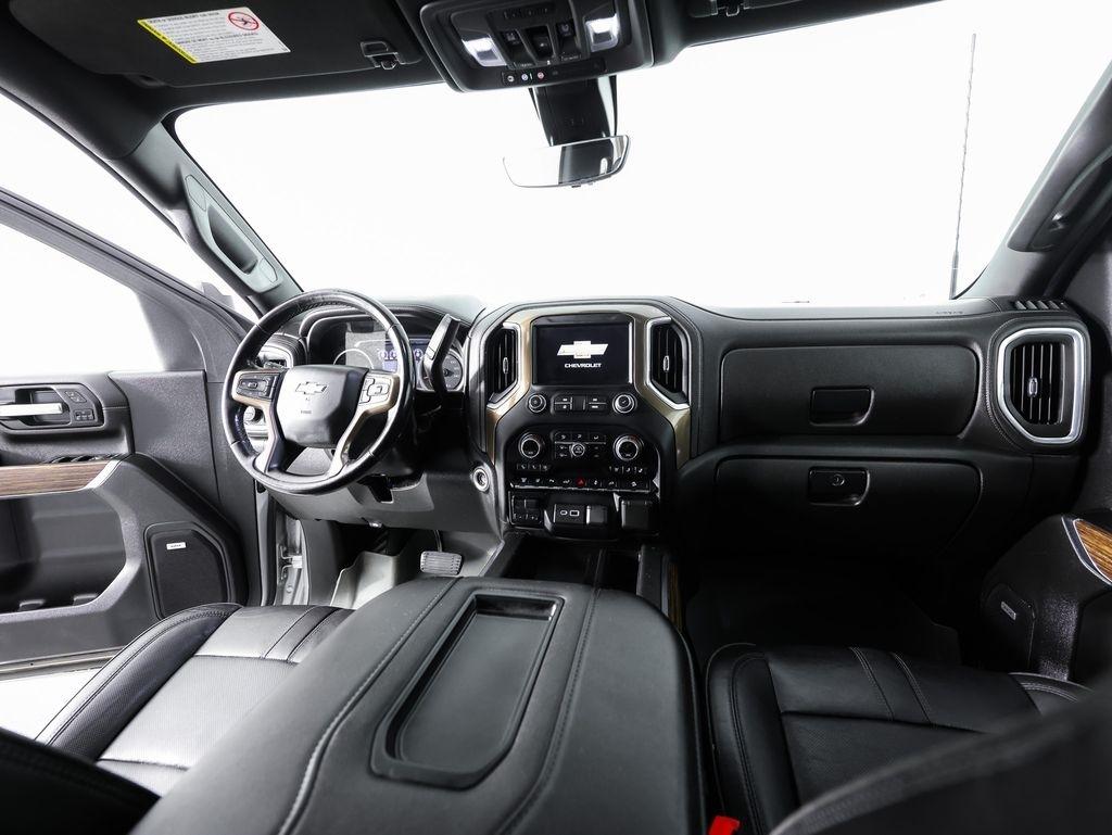 Chevrolet Silverado 3500HD 4WD Crew Cab 159" High Country 2022