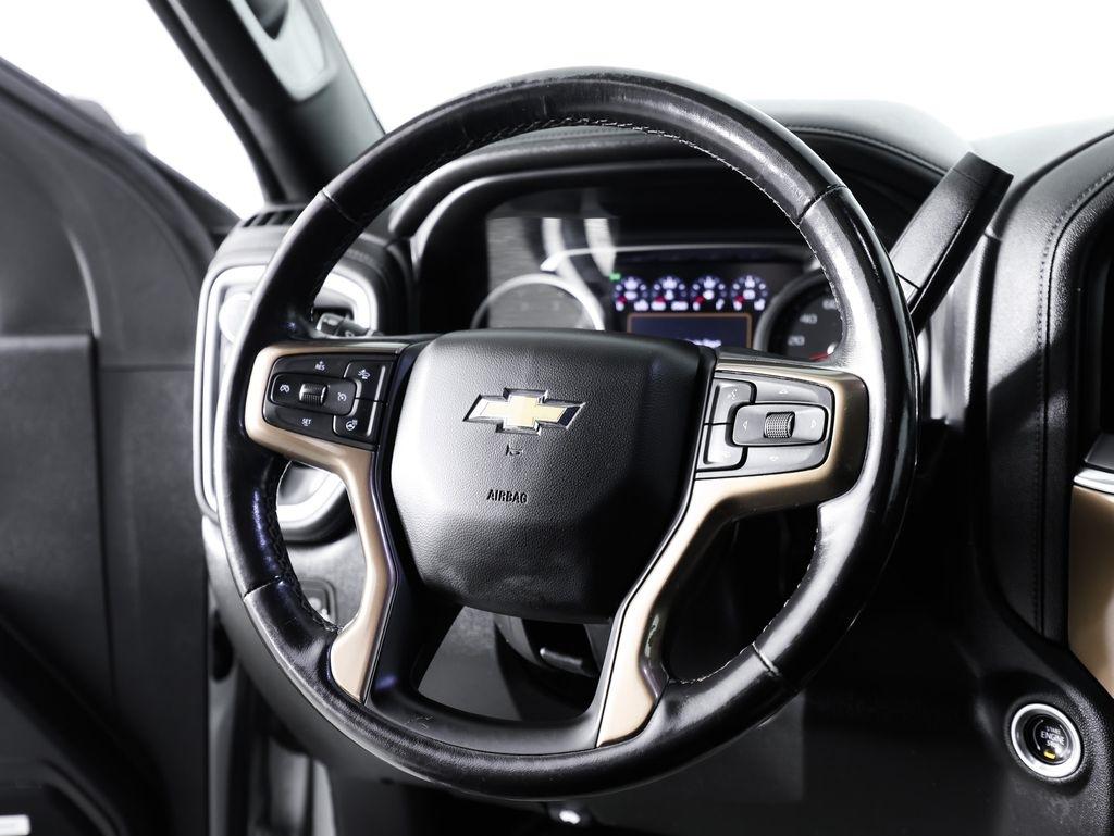 Chevrolet Silverado 3500HD 4WD Crew Cab 159" High Country 2022