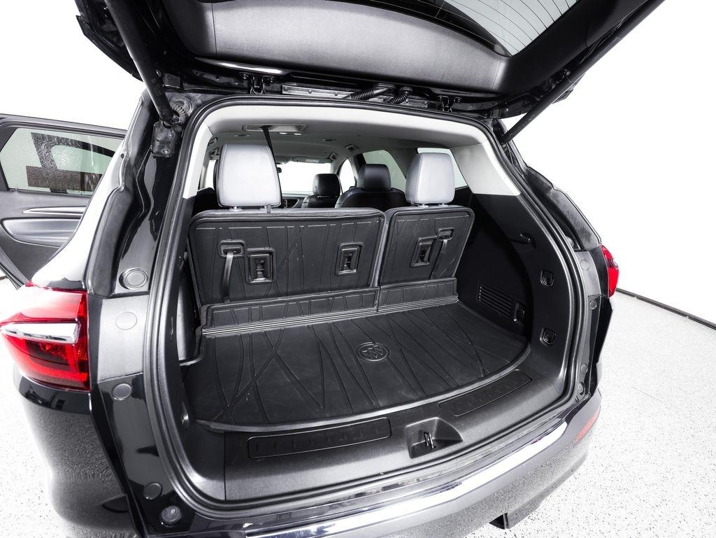 Buick Enclave FWD 4dr Essence 2021