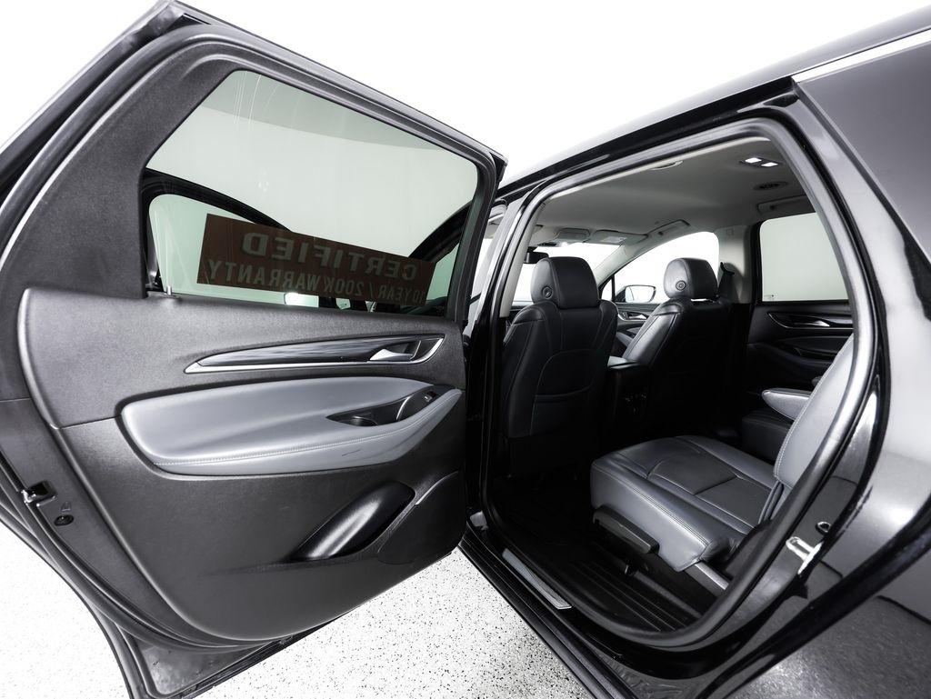 Buick Enclave FWD 4dr Essence 2021