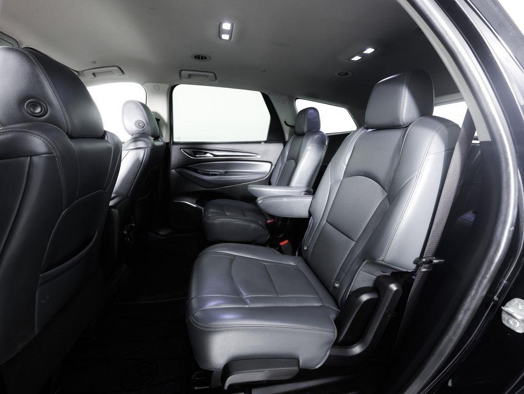 Buick Enclave FWD 4dr Essence 2021