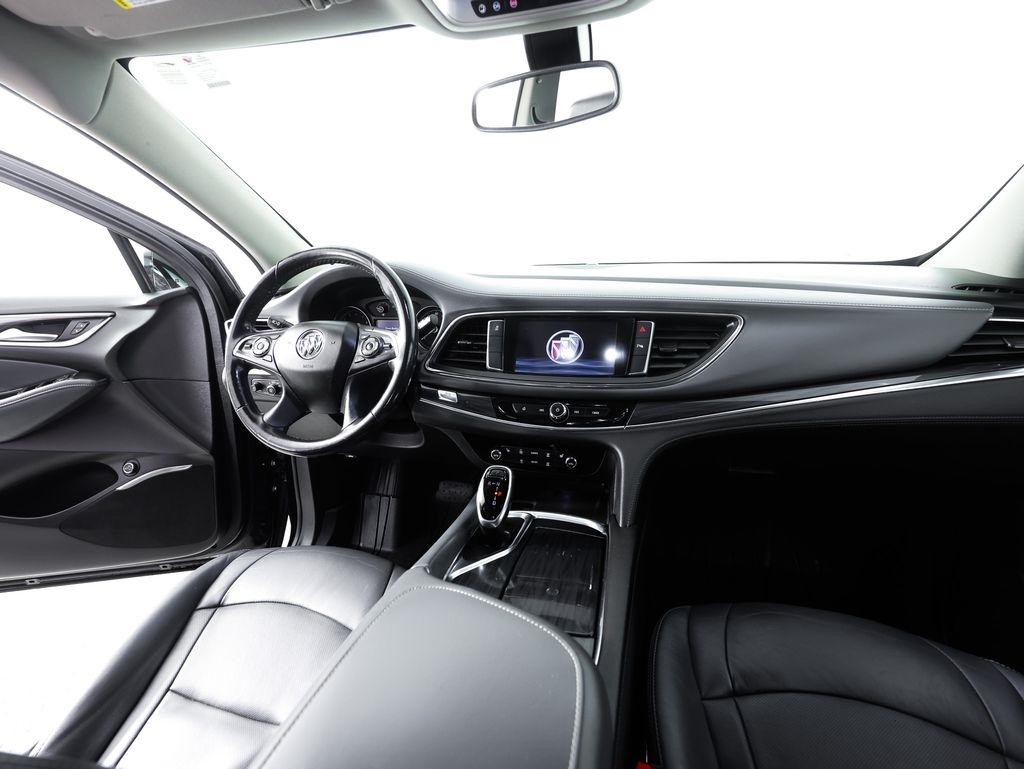 Buick Enclave FWD 4dr Essence 2021