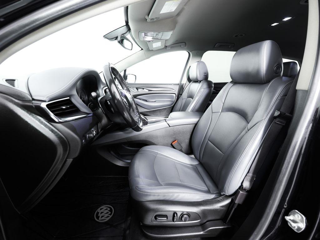 Buick Enclave FWD 4dr Essence 2021