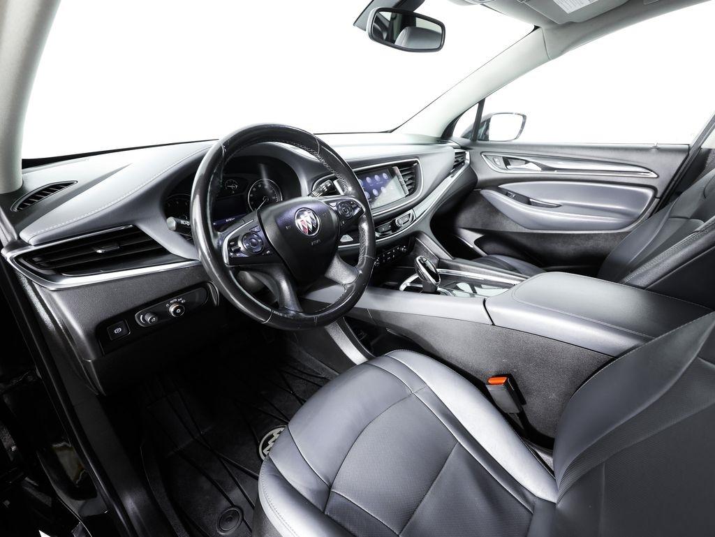 Buick Enclave FWD 4dr Essence 2021