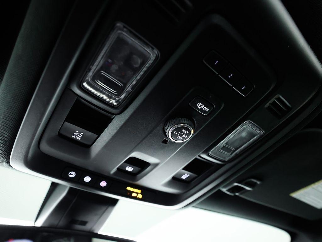 Chevrolet Tahoe 4WD 4dr LT 2021