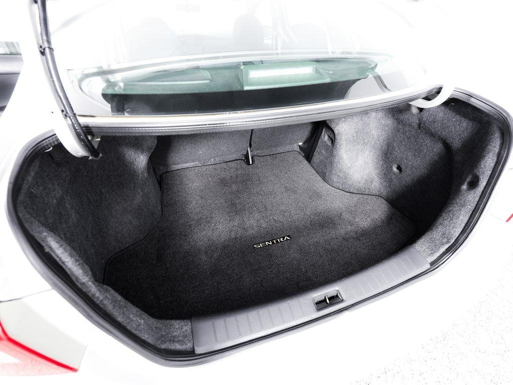 Nissan Sentra S CVT 2019