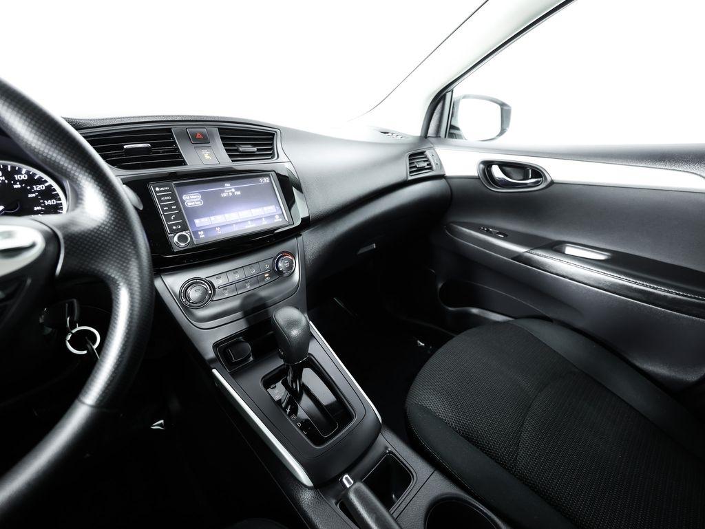 Nissan Sentra S CVT 2019