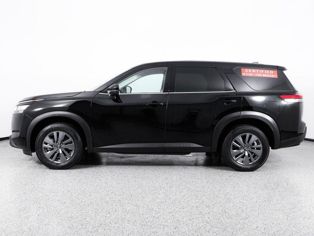 Nissan Pathfinder S 2WD 2022
