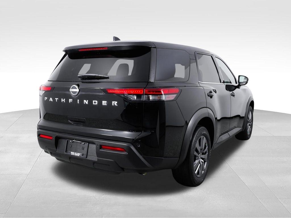 Nissan Pathfinder S 2WD 2022