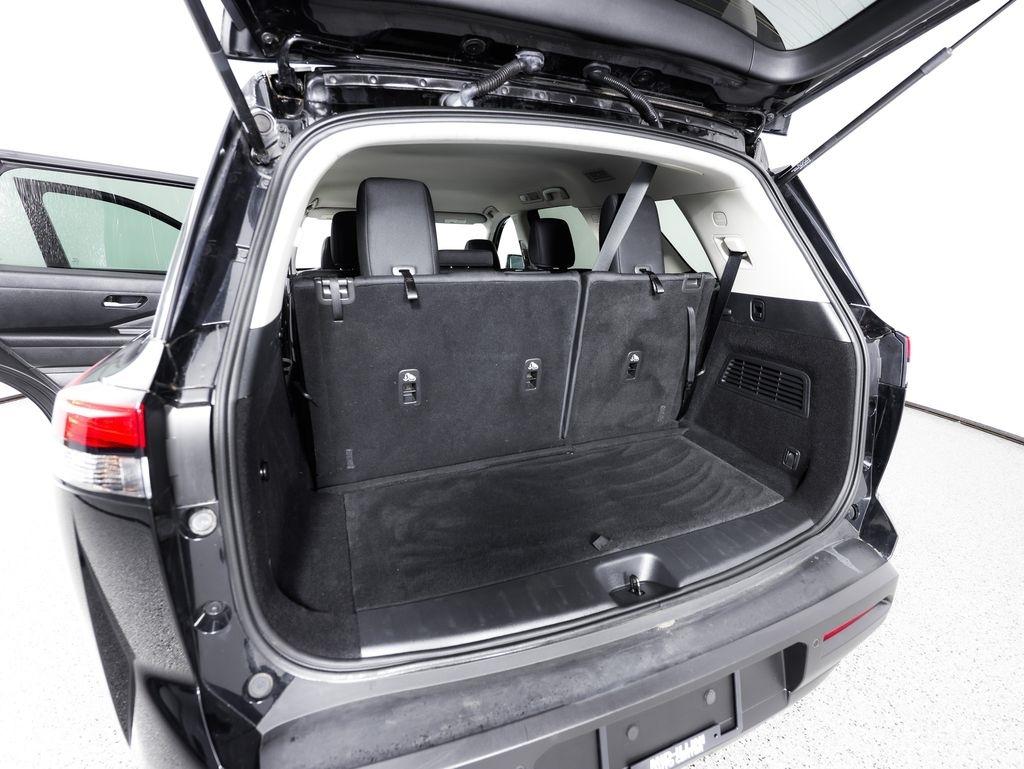 Nissan Pathfinder S 2WD 2022