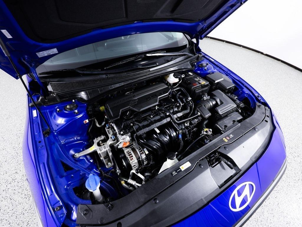 Hyundai Elantra SEL IVT 2024