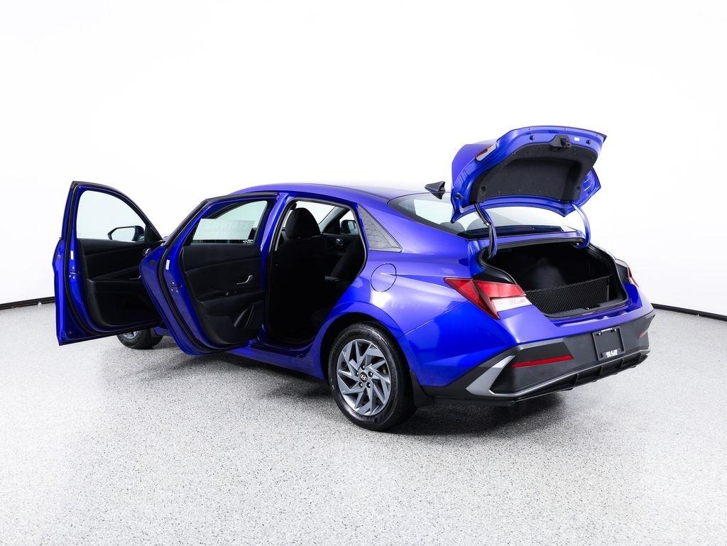 Hyundai Elantra SEL IVT 2024