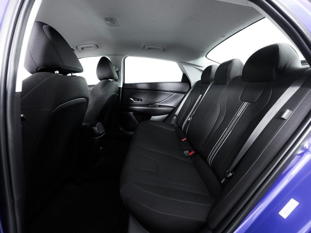 Hyundai Elantra SEL IVT 2024