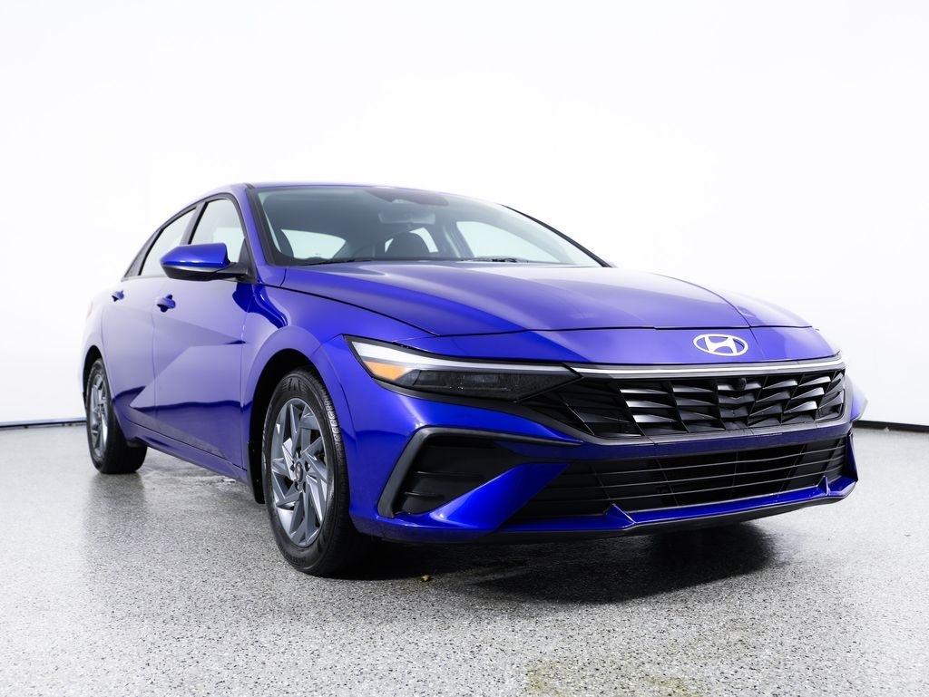 Hyundai Elantra SEL IVT 2024
