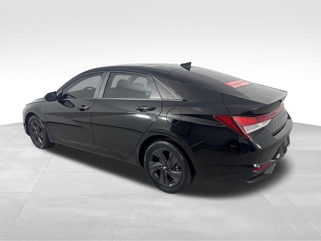 Hyundai Elantra SEL IVT 2023