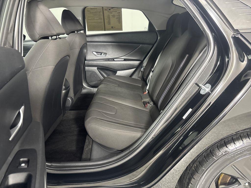 Hyundai Elantra SEL IVT 2023