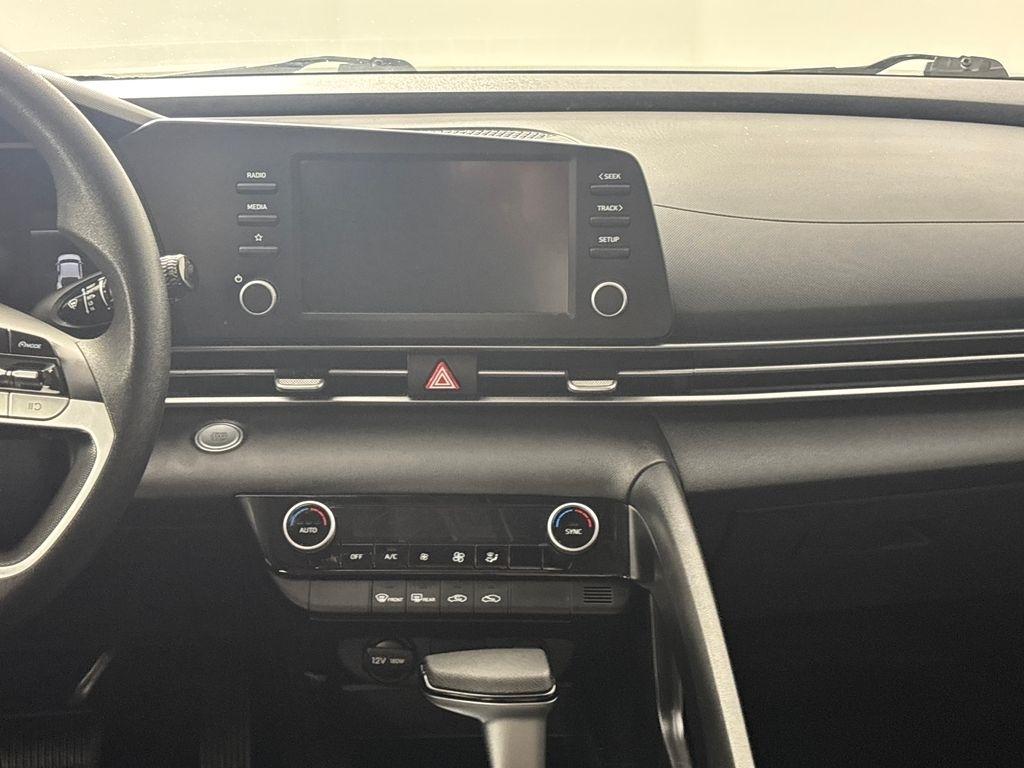 Hyundai Elantra SEL IVT 2023