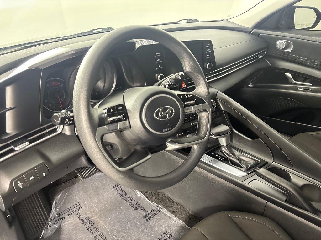 Hyundai Elantra SEL IVT 2023