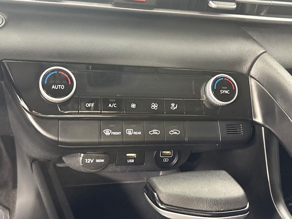 Hyundai Elantra SEL IVT 2023