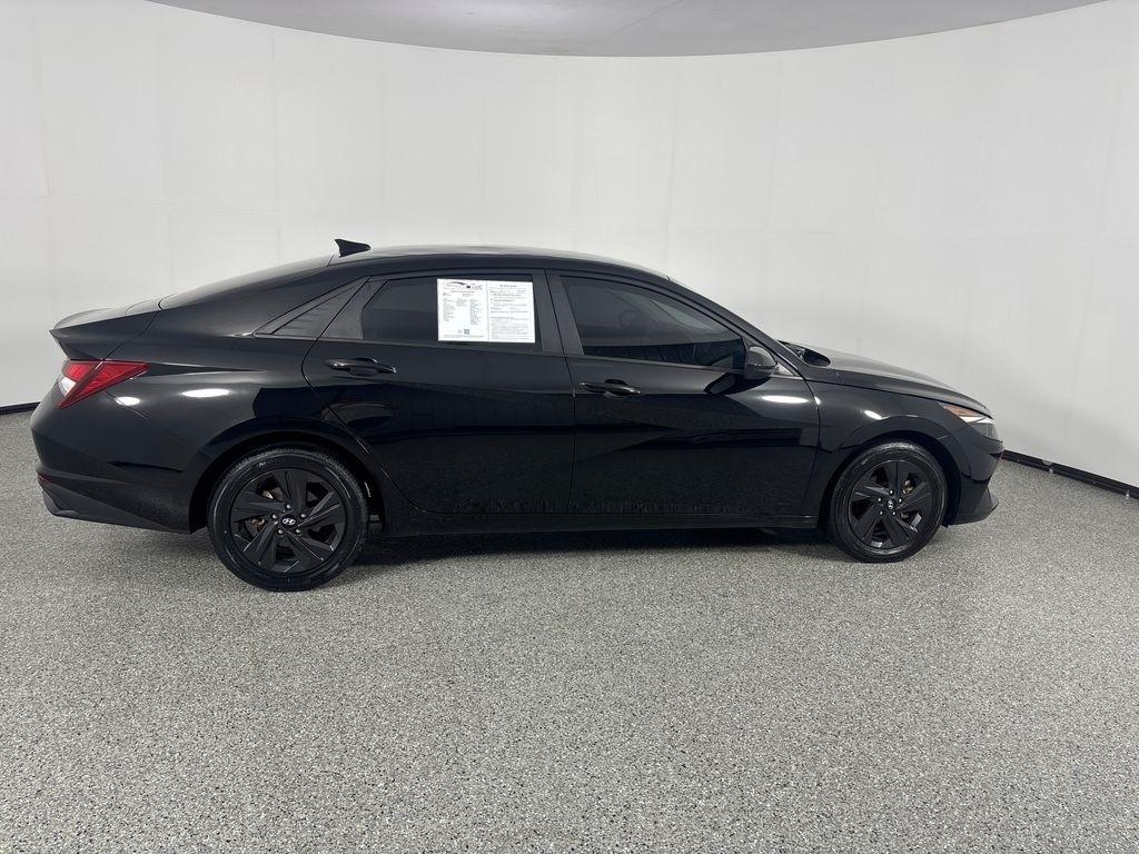 Hyundai Elantra SEL IVT 2023