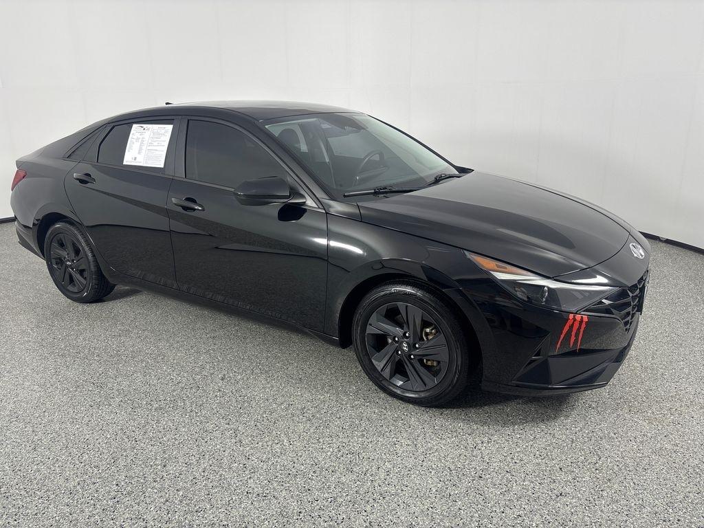 Hyundai Elantra SEL IVT 2023