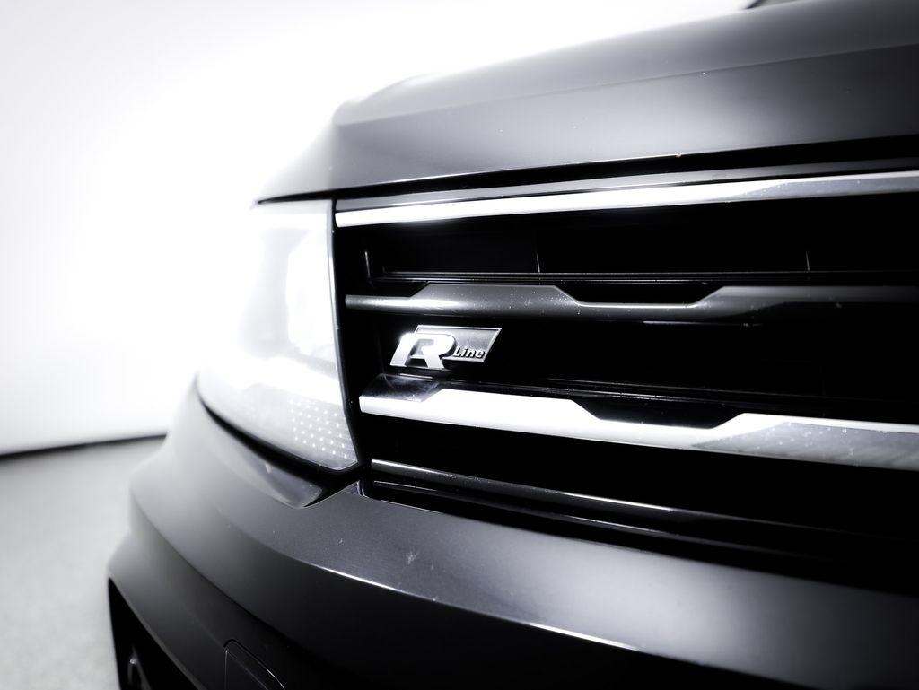 Volkswagen Tiguan 2.0T SE R-Line Black FWD 2021