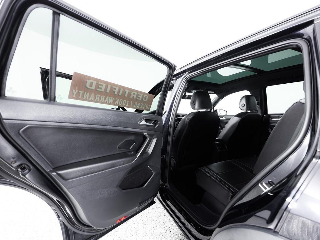 Volkswagen Tiguan 2.0T SE R-Line Black FWD 2021